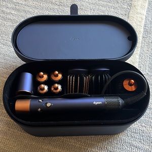 Dyson airwrap styler